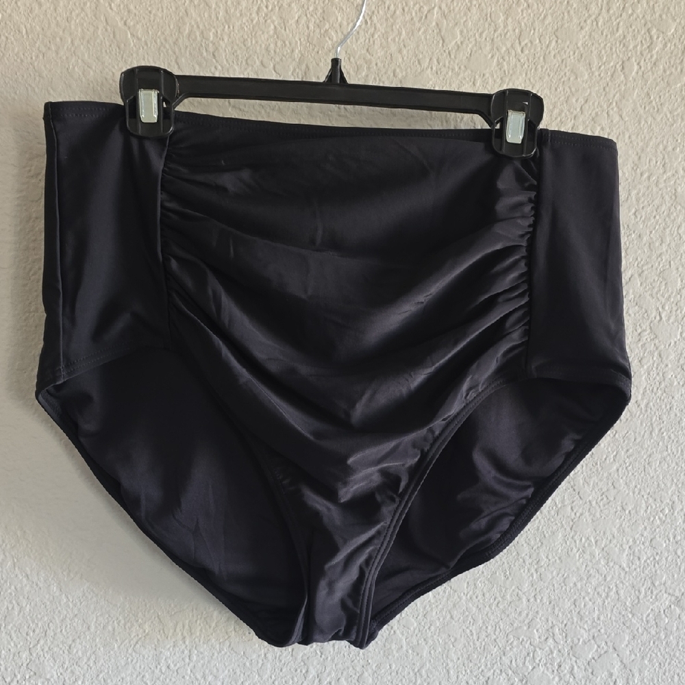 High-Waist Black Ruched Swim Bottoms